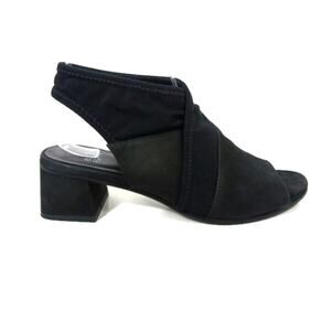 SS1285 GUC $234 Eileen Fisher Luca Sandals size 7